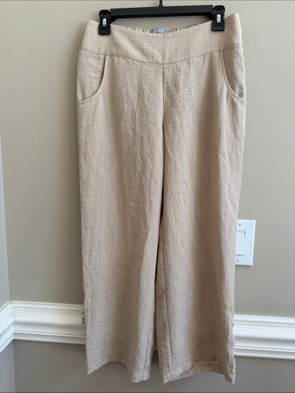 habitat Women’s Express Travel Ruched Straight Cropped Pants Oatmeal Beige Small
